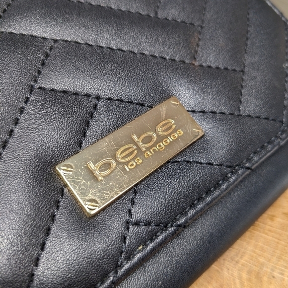 BEBE quilt embossed Saffiano Crossbody Black Purse - Picture 3 of 9